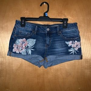 Aeropostale embroidered jean shorts
